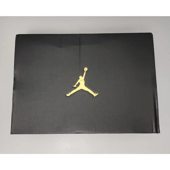 Nike Air Jordan 1 Mid Sneaker Reverse Bred Red Shoes Men's 9.5 544724-660 11W - Picture 10 of 10